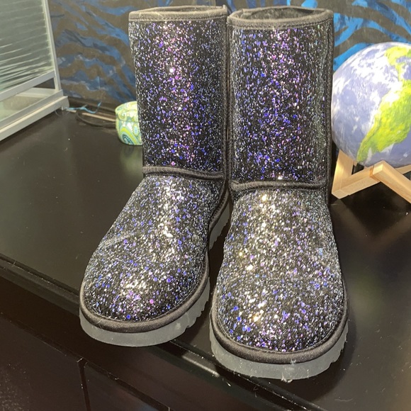 Sparkly Purple Medium UGG Boots - Picture 2 of 2